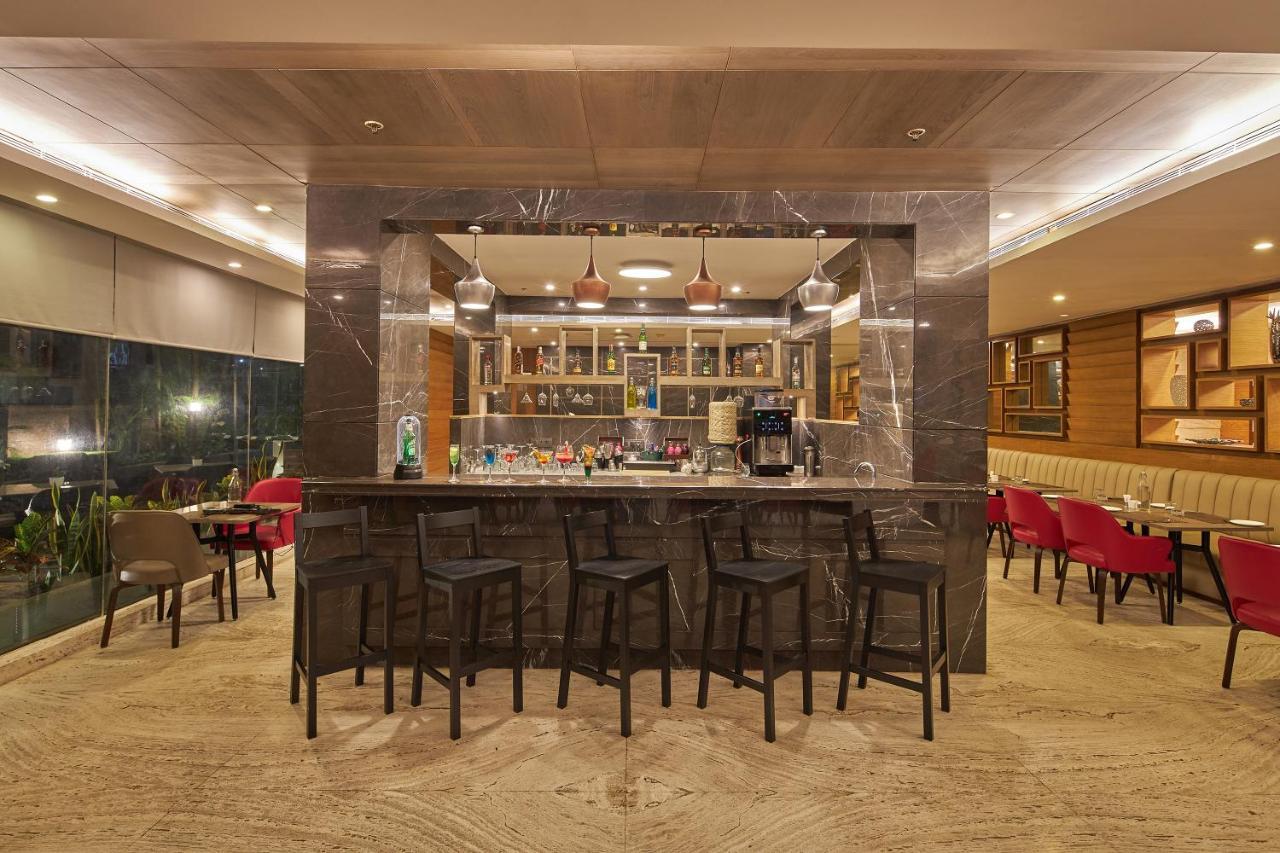 Royal Orchid Central Grazia, Navi Mumbai Kültér fotó