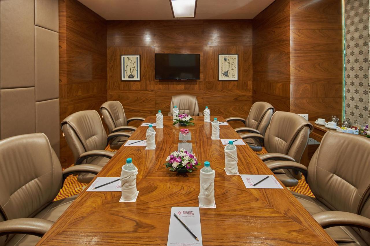 Royal Orchid Central Grazia, Navi Mumbai Kültér fotó