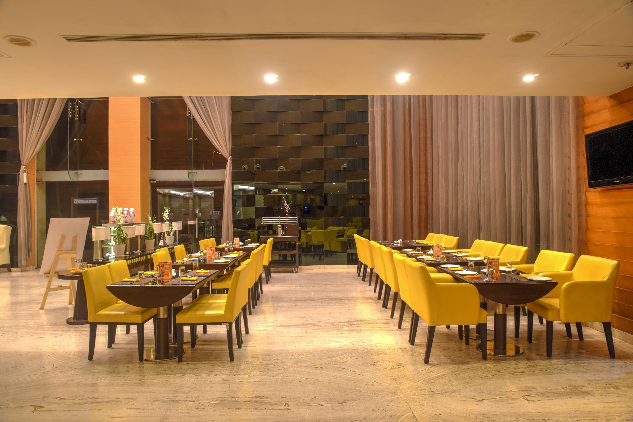 Royal Orchid Central Grazia, Navi Mumbai Kültér fotó